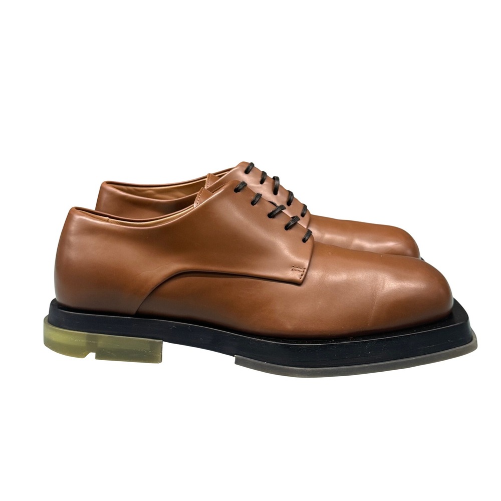 Size 8.5 - Bottega Veneta Lennon Low Top Boots